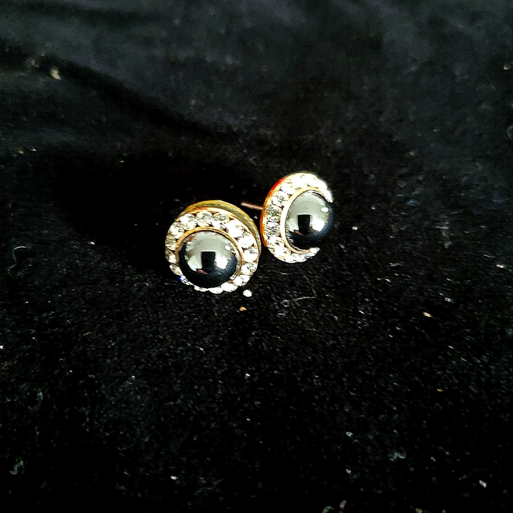 Black pearl and rhinestone earrings